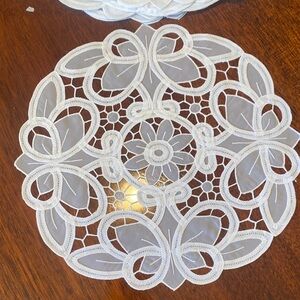 NEW ROUND Elegant White Lace Table Placemats total of 15 all inclusive